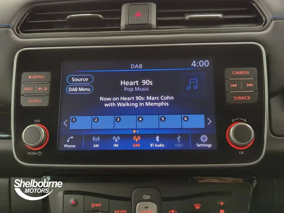 2024-nissan-leaf-e-e-tekna-59kwh-big-28