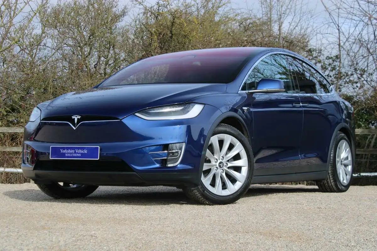2018-tesla-model-x-e-75d-big-15