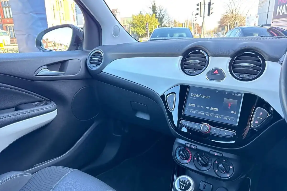2019-vauxhall-adam-12i-energised-big-18
