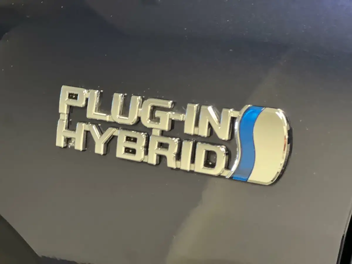 2022-toyota-rav4-25-vvt-i-dynamic-302bhp-plug-in-big-13