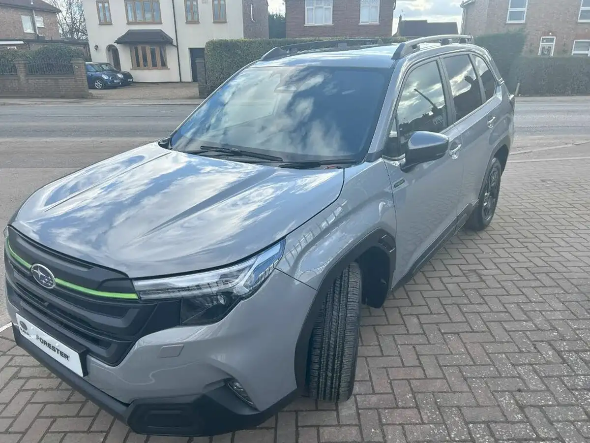 2025-subaru-forester-20-e-boxer-field-big-2