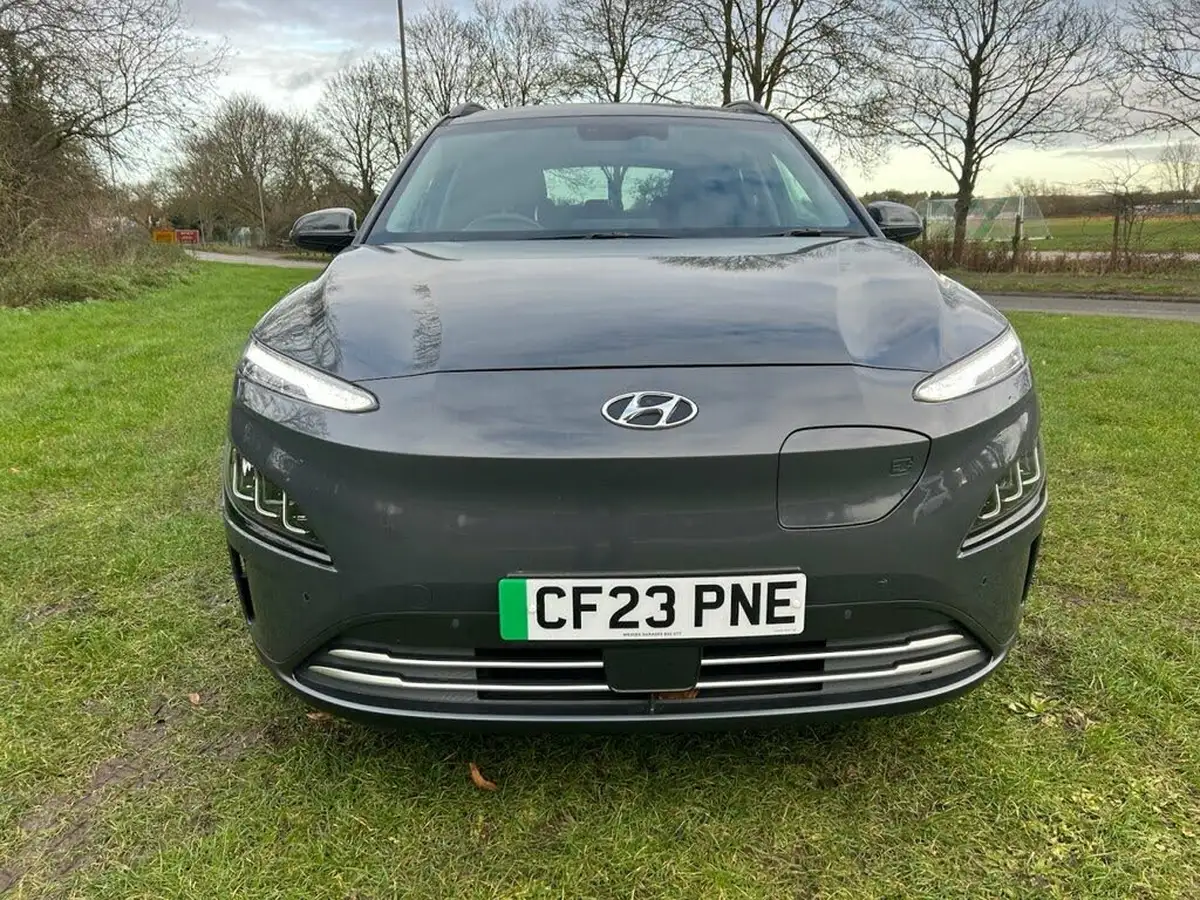 2023-hyundai-kona-e-premium-136ps-39kwh-big-4