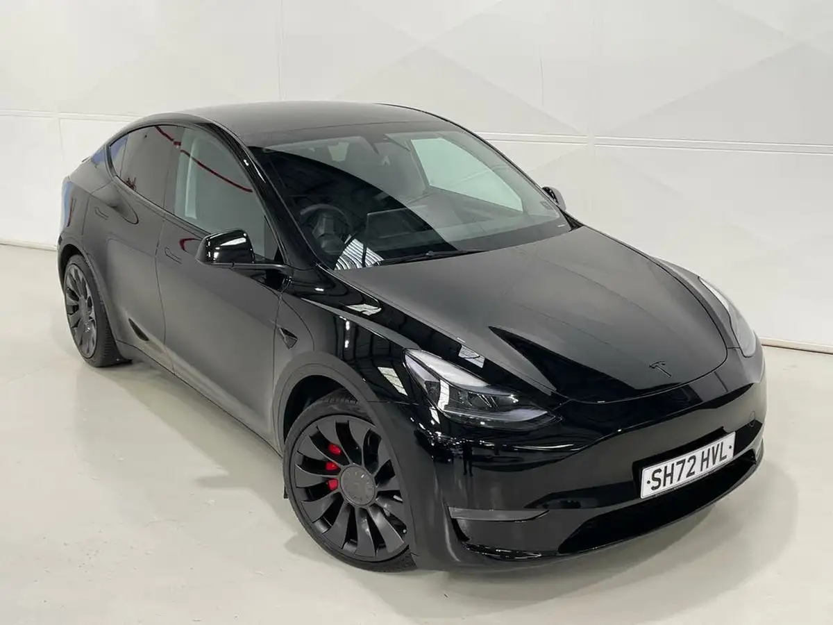 2022-tesla-model-y-e-performance-big-5
