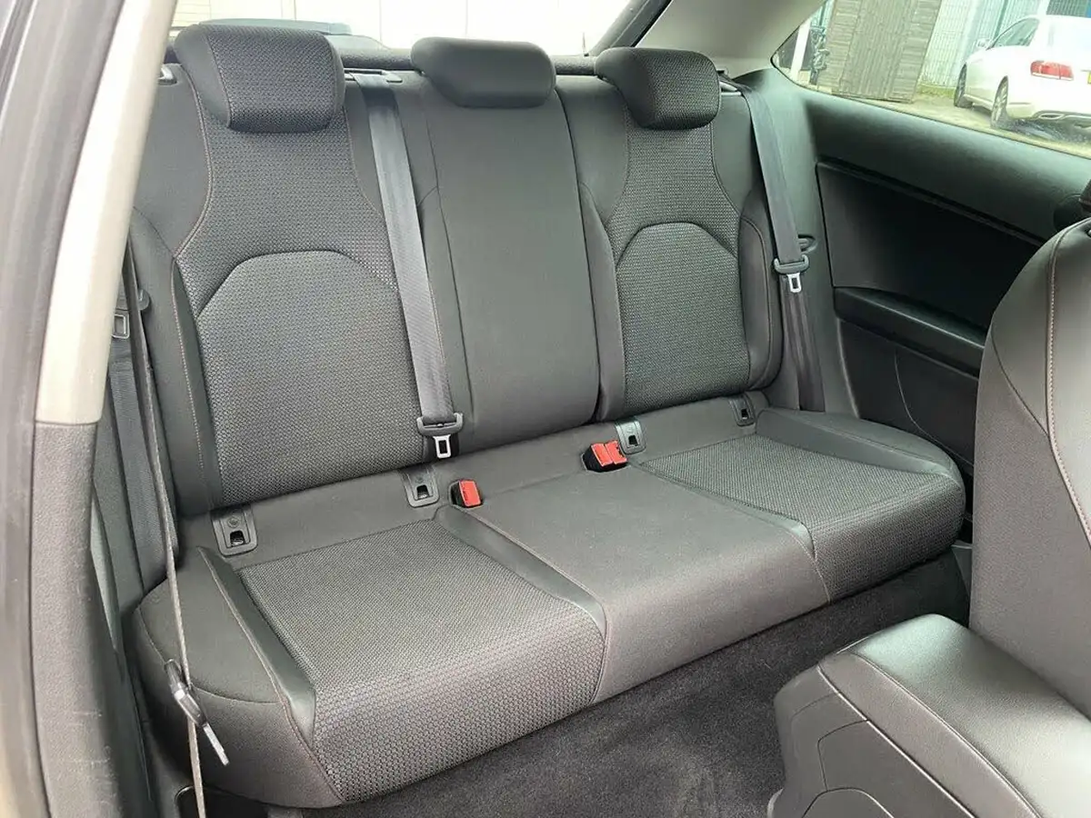 2013-seat-leon-20td-fr-184ps-ss-sportcoupe-3d-big-16