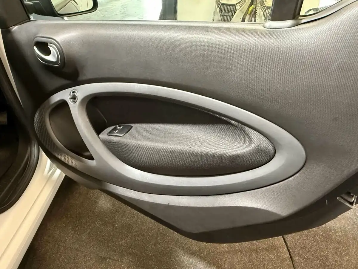 2018-smart-fortwo-09-prime-89bhp-premium-plusss-coupe-twinamic-big-13