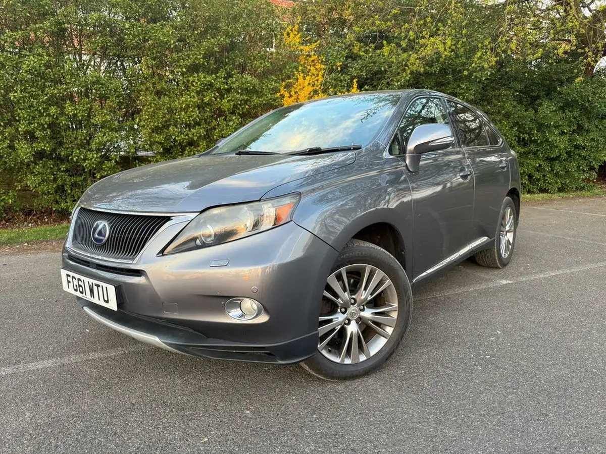 2011-lexus-rx-450h-35-advance-sun-big-0