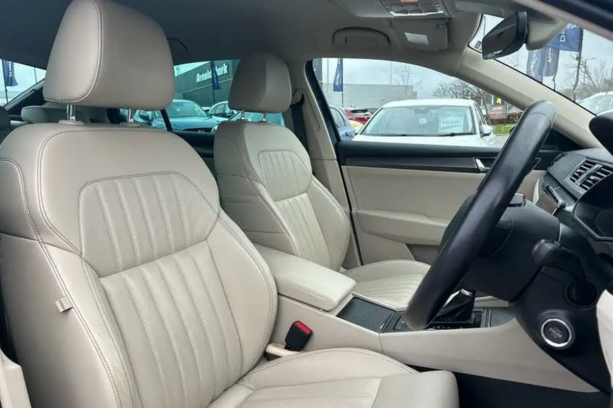 2020-skoda-superb-15-tsi-se-l-hatchback-dsg-big-16