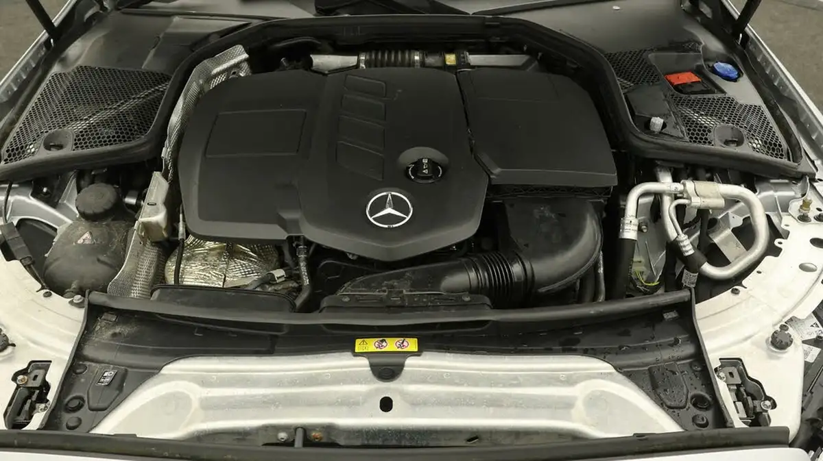 2018-mercedes-benz-c-class-20d-c220d-sport-premiumss-saloon-4d-big-19
