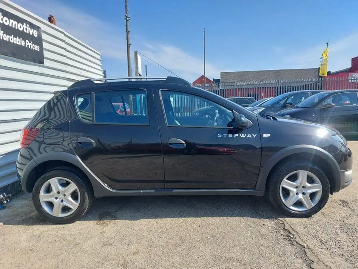 2016-dacia-sandero-stepway-15dci-laureate-big-4
