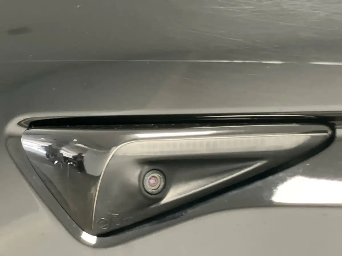 2020-tesla-model-x-e-ludicrous-performance-big-14