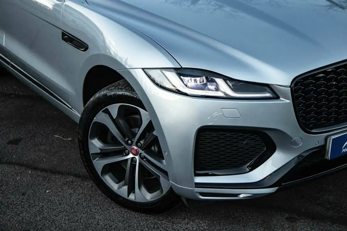 2021-jaguar-f-pace-20-p400e-hse-big-7