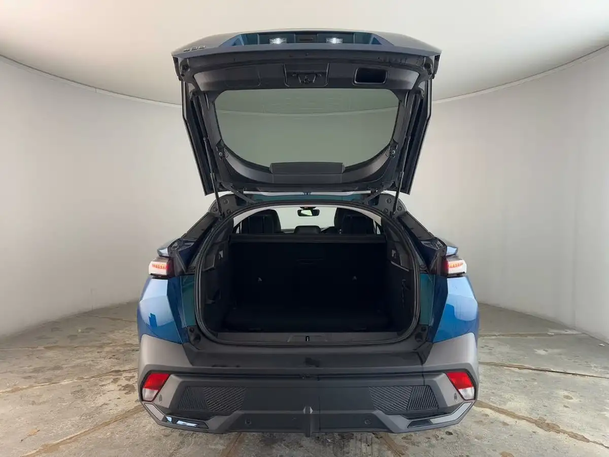 2023-peugeot-408-12-puretech-allure-premium-big-37