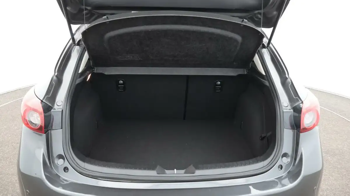 2019-mazda-mazda3-22td-se-l-nav-big-17