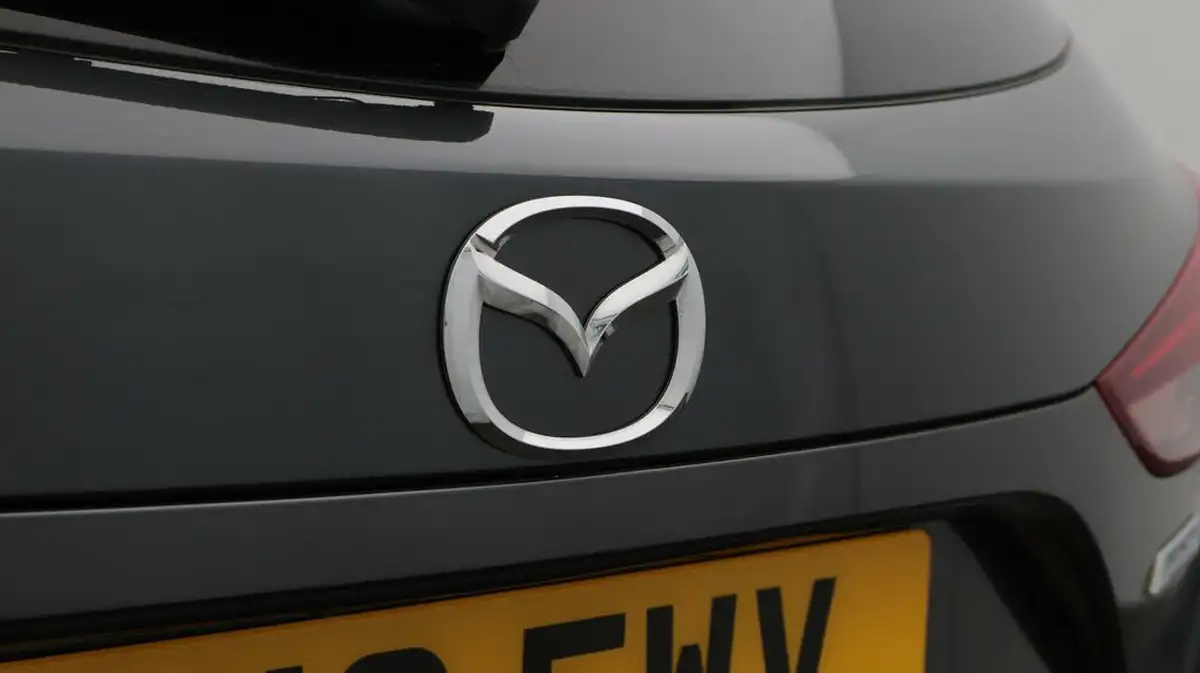 2019-mazda-mazda3-22td-se-l-nav-big-21
