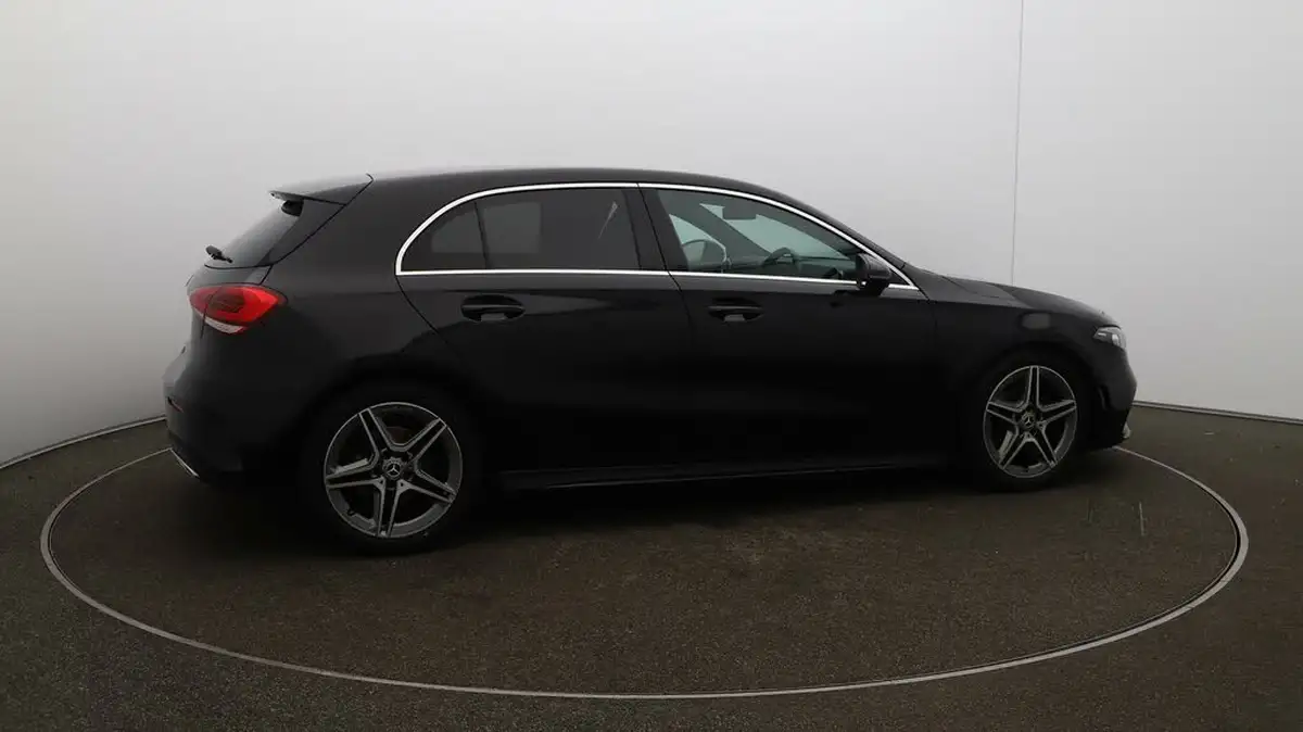 2020-mercedes-benz-a-class-13-a200-amg-line-executive-hatchback-5d-big-43