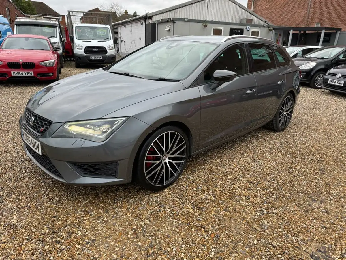 2015-seat-leon-20-cupra-280-sports-tourer-5d-big-2