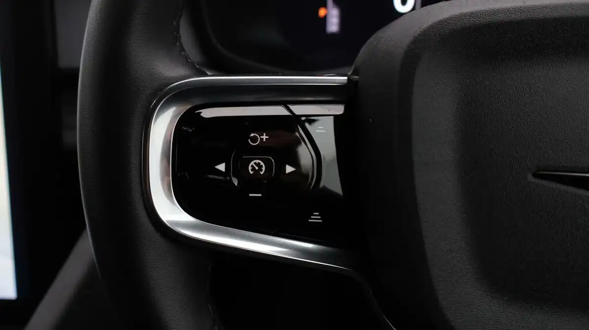 2022-polestar-polestar-2-e-ps2-165kw-standard-single-hatchback-big-22