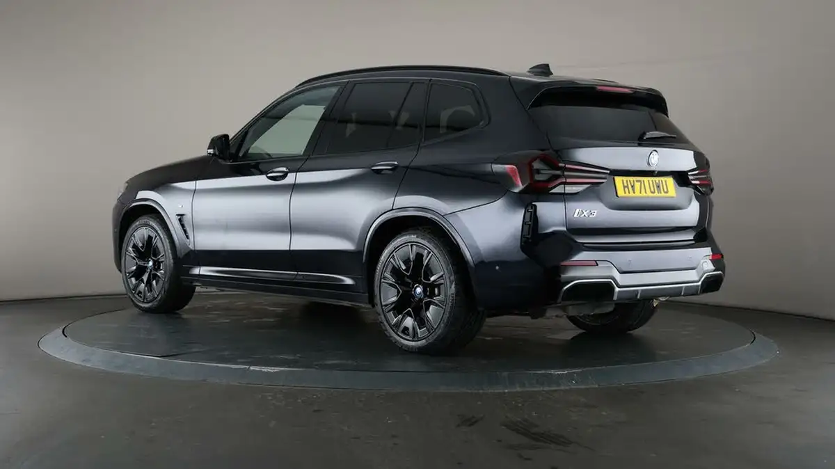 2021-bmw-ix3-e-m-sport-pro-big-5