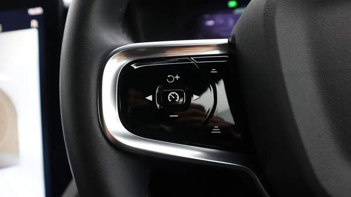 2022-polestar-polestar-2-e-ps2-165kw-standard-single-hatchback-big-22