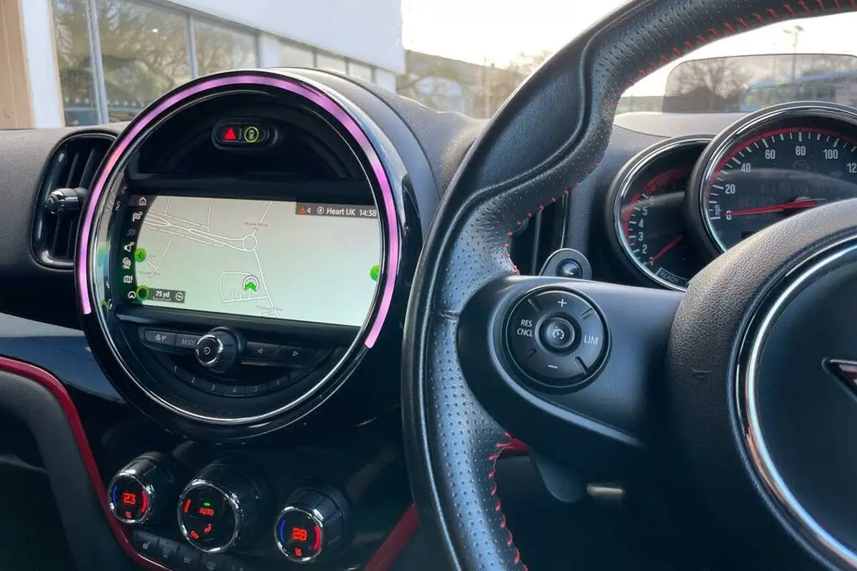 2019-mini-countryman-20-john-cooper-works-big-34