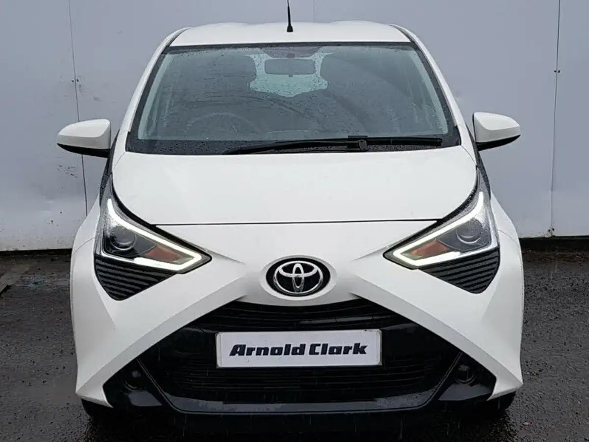 2020-toyota-aygo-10-vvt-i-x-play-big-17
