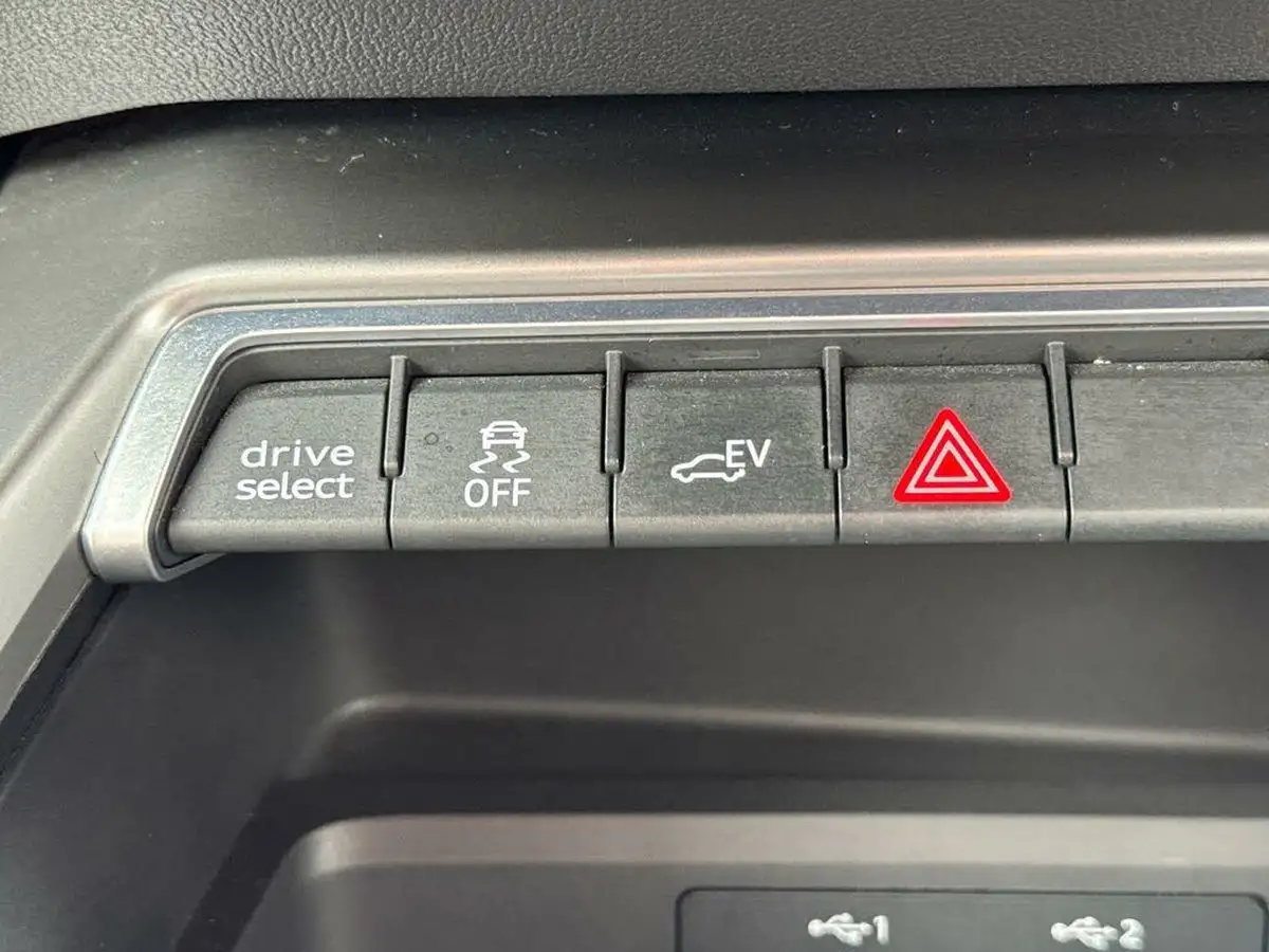 2021-audi-a3-14-40-tfsi-e-s-line-big-17