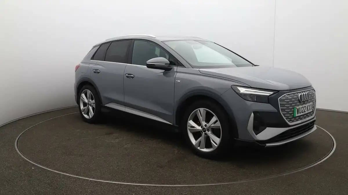 2022-audi-q4-e-tron-35e-s-line-station-wagon-big-1
