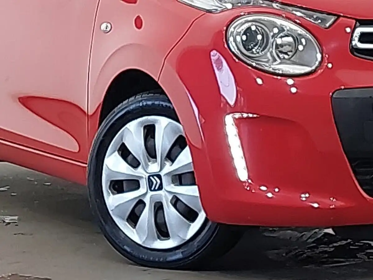 2016-citroen-c1-10-vti-feel-3d-big-8
