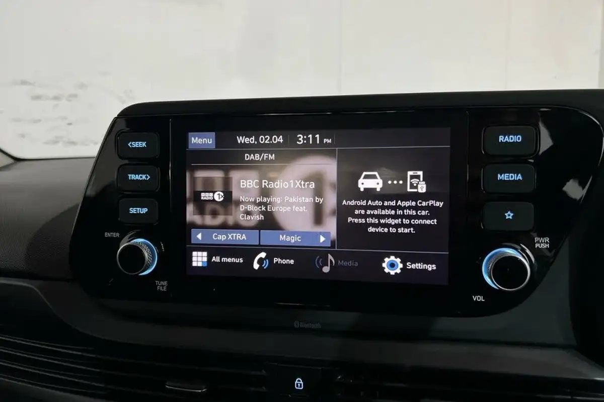2022-hyundai-bayon-10-t-gdi-se-connect-dct-big-18