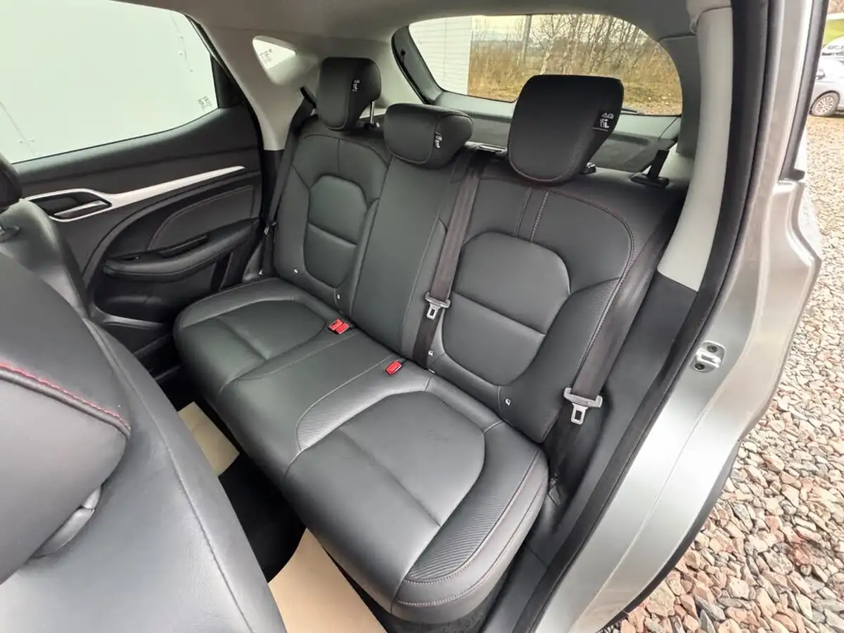 2024-mg-zs-suv-15-vti-tech-exclusive-big-15