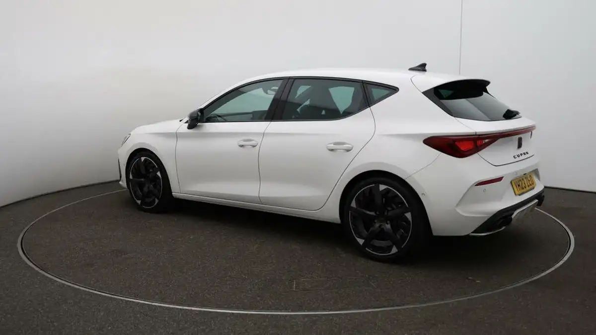 2023-cupra-leon-nf-20-tsi-vz3-300ps-hatchback-big-33
