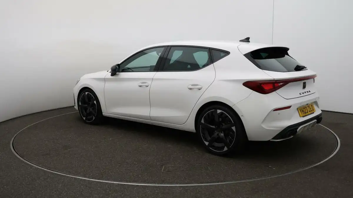 2023-cupra-leon-nf-20-tsi-vz3-300ps-hatchback-big-61