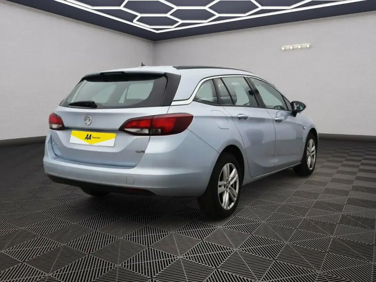 2016-vauxhall-astra-16cdti-design-110ps-sport-tourer-big-4