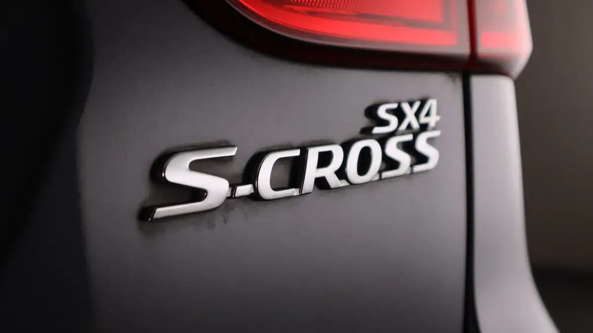 2019-suzuki-s-cross-10-boosterjet-sz-t-110ps-988cc-big-22