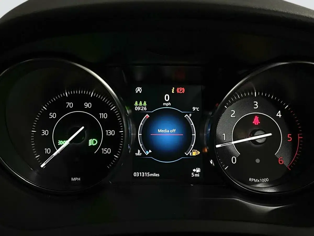 2019-jaguar-e-pace-20-i4d-r-dynamic-150ps-big-18