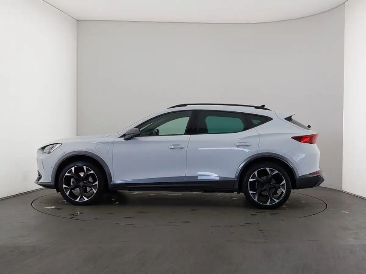 2024-cupra-formentor-14-e-hybrid-v2-big-3