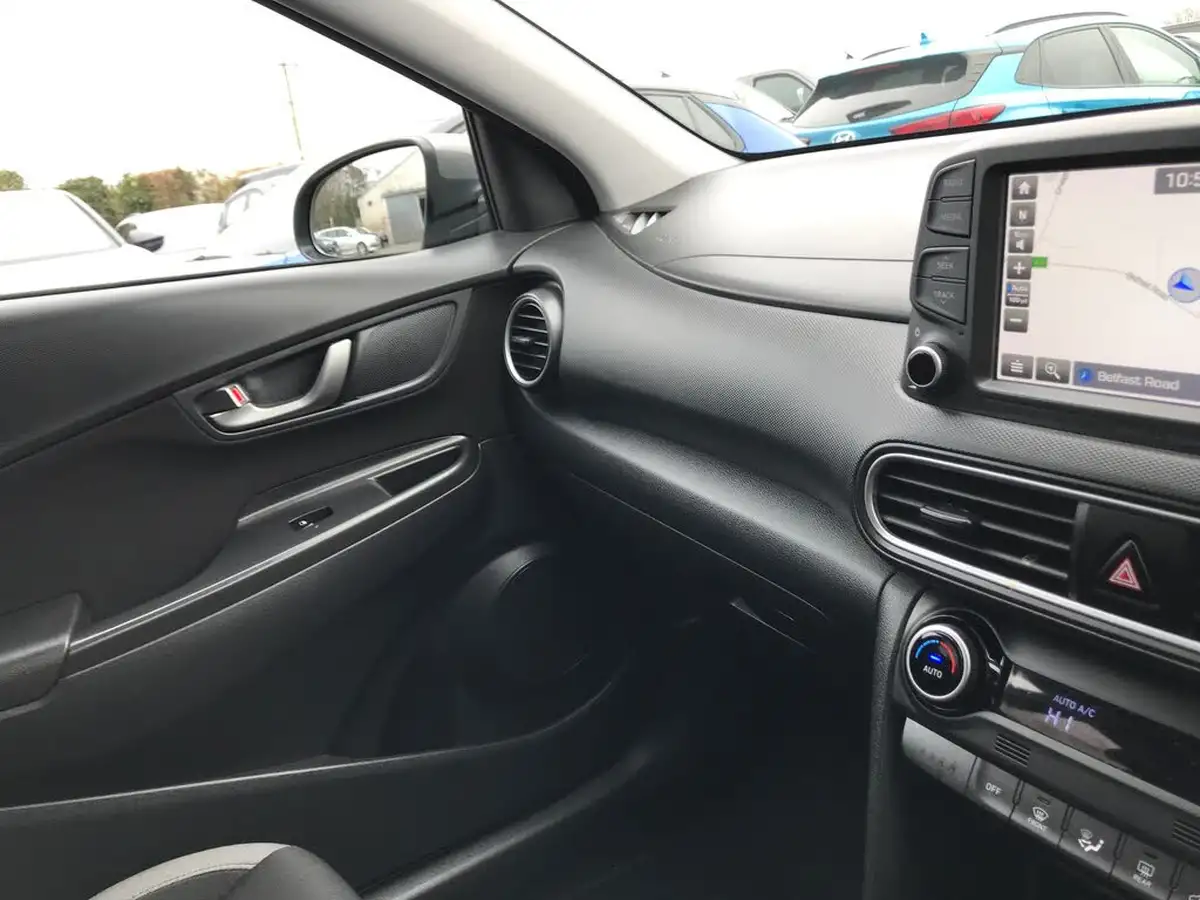 2020-hyundai-kona-10-t-gdi-premium-big-24