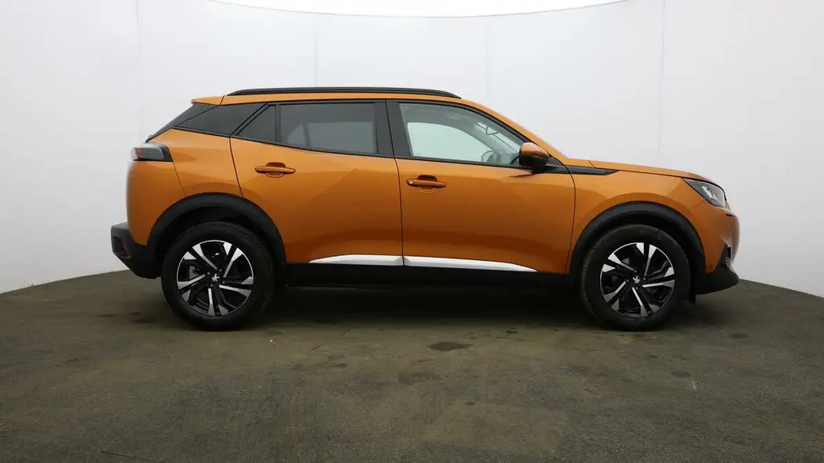 2021-peugeot-2008-suv-12-puretech-allure-premium-100bhp-big-44