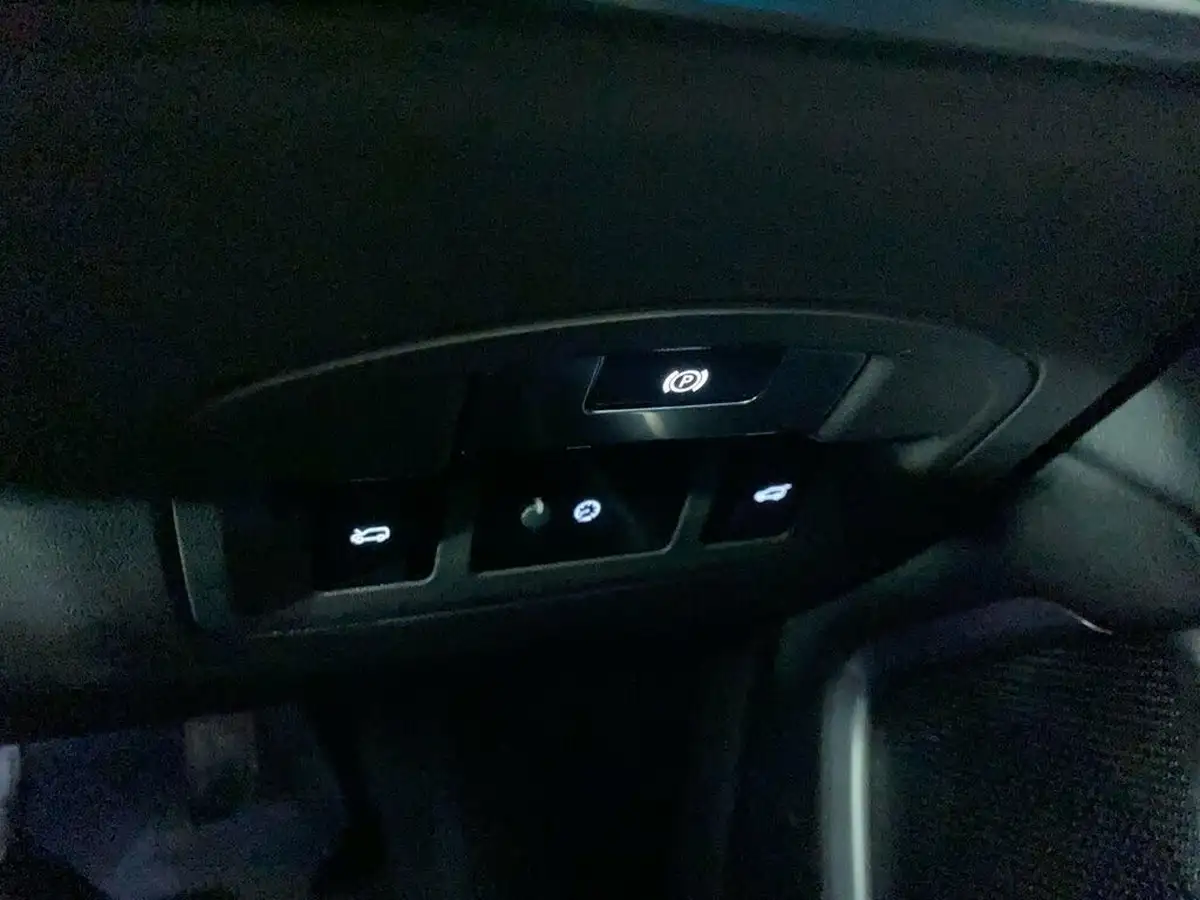 2019-jaguar-i-pace-ev400-hse-big-25