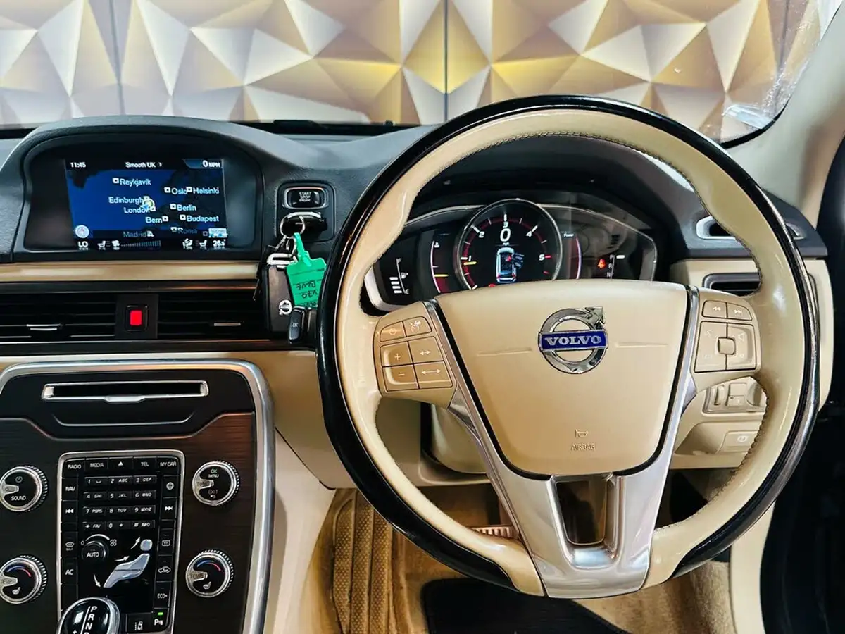 2015-volvo-v70-20td-d4-se-lux-geartronic-big-43