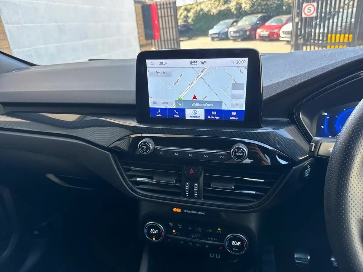 2022-ford-kuga-15-st-line-x-edition-big-19