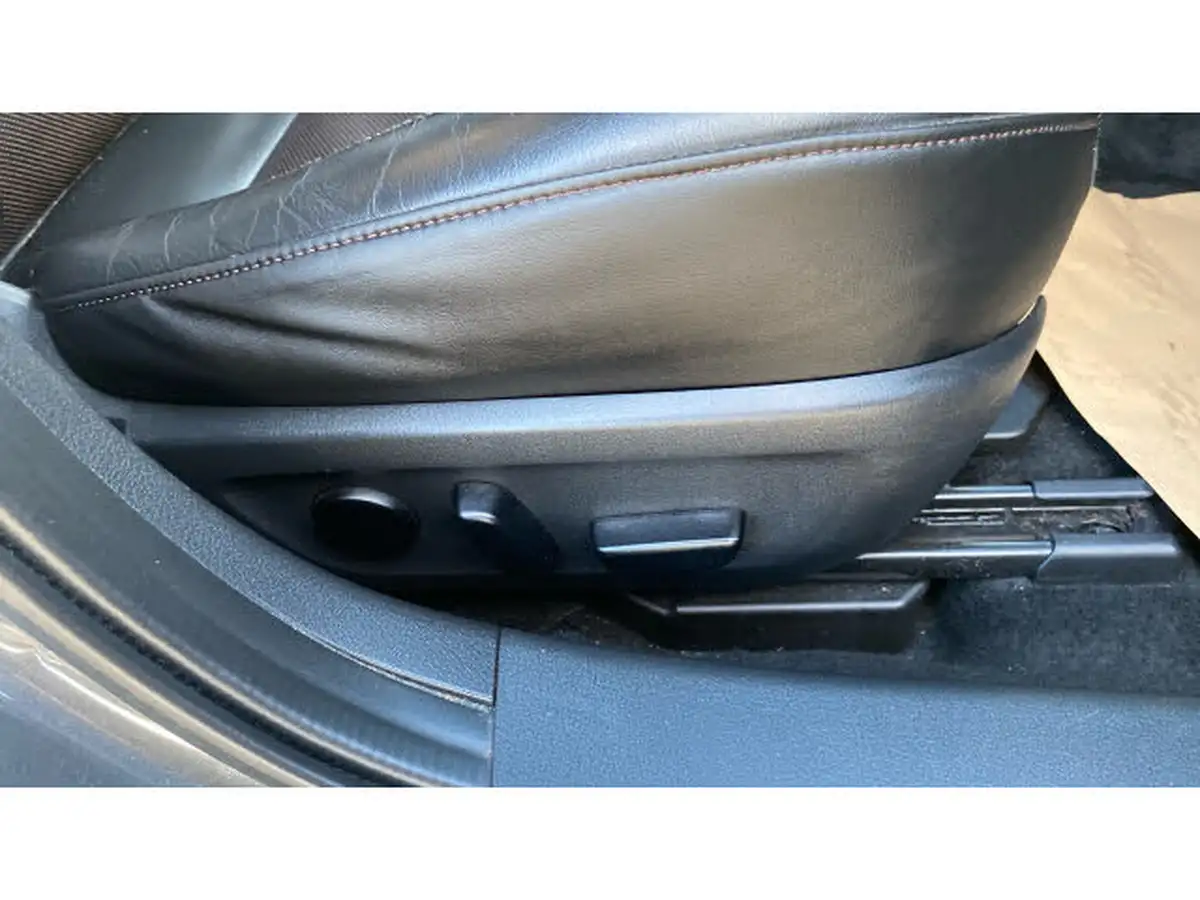 2022-mazda-mazda3-20-gt-sport-tech-122ps-hatchback-5d-big-19