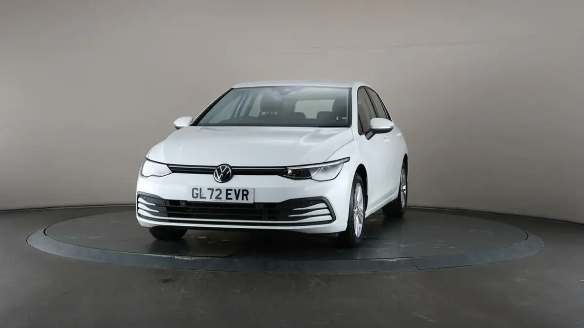 2022-volkswagen-golf-15-tsi-life-150ps-hatchback-big-43