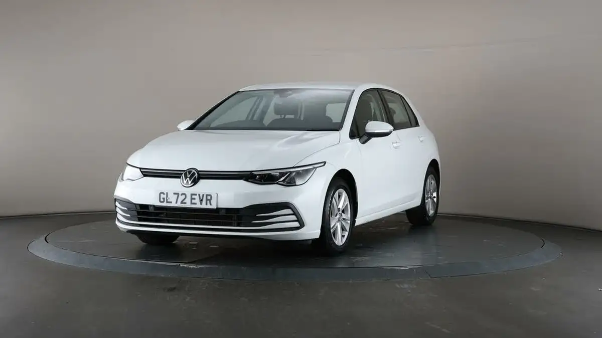 2022-volkswagen-golf-15-tsi-life-150ps-hatchback-big-39
