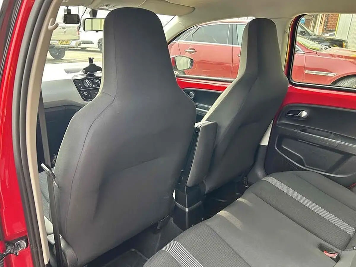 2017-volkswagen-up-10-high-up-90ps-5d-big-17