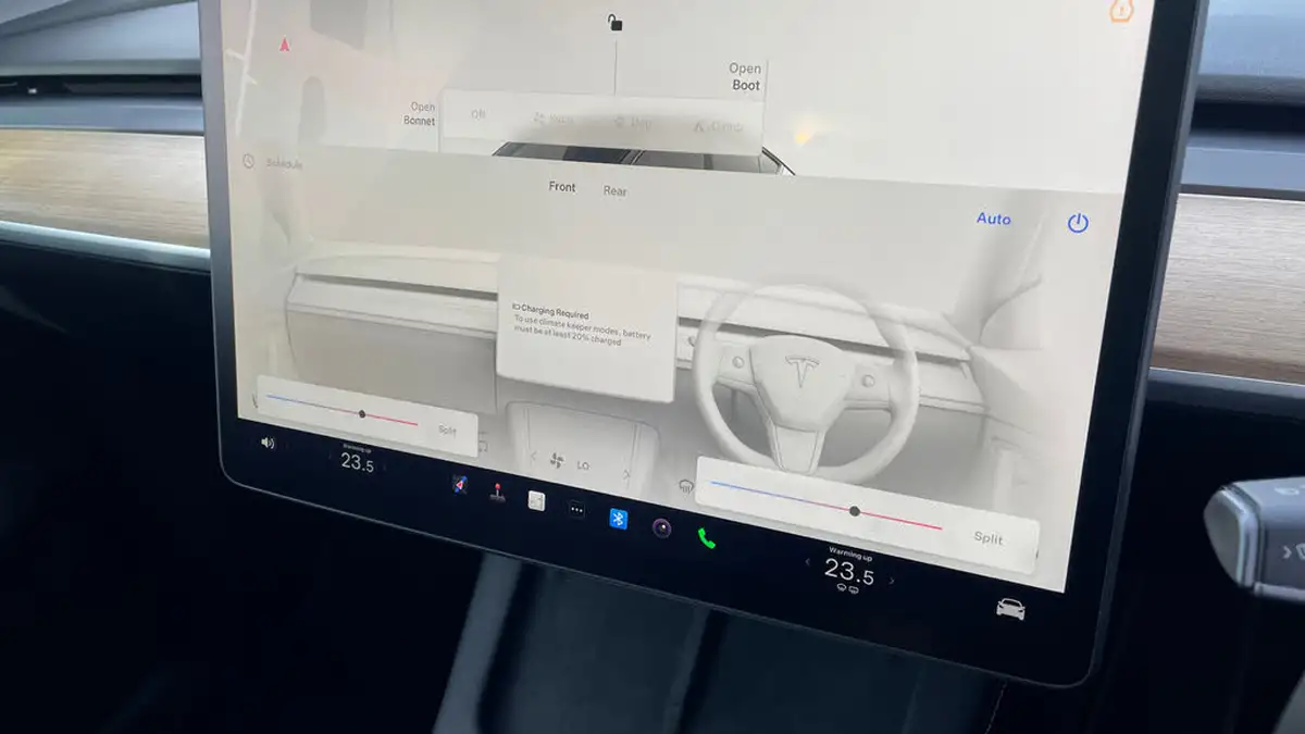 2022-tesla-model-y-e-long-range-big-24