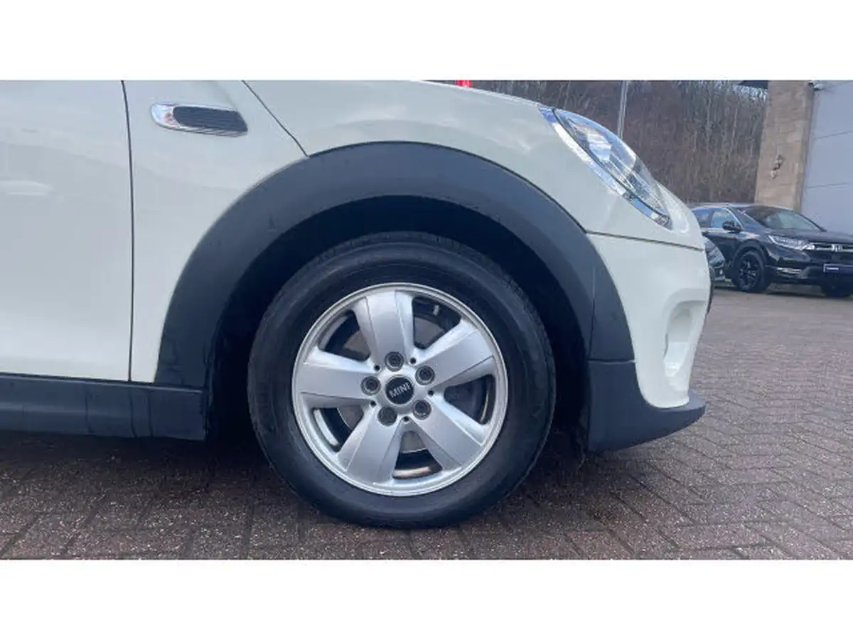 2019-mini-cooper-15-cooper-classic-hatchback-5d-auto-big-6