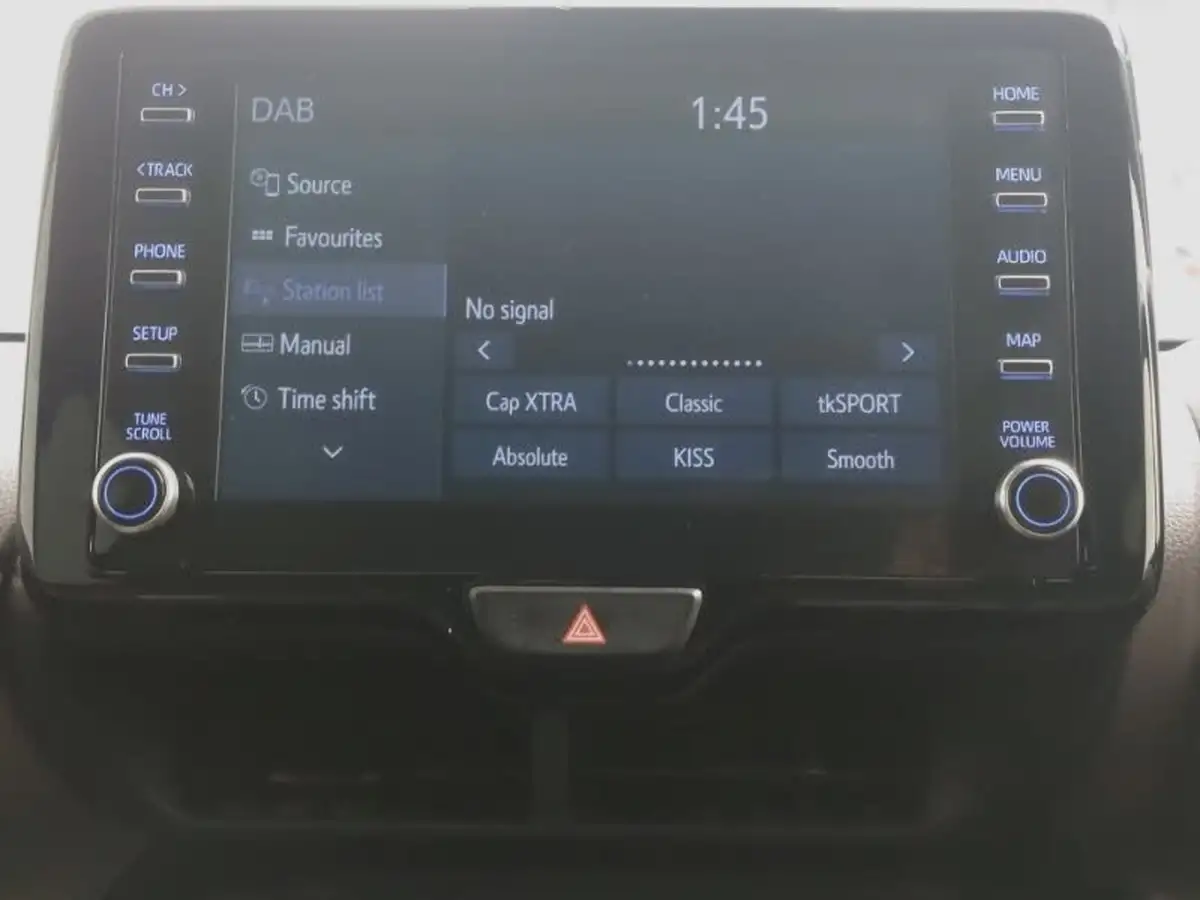 2022-toyota-yaris-cross-15-vvt-i-excel-awd-i-big-14