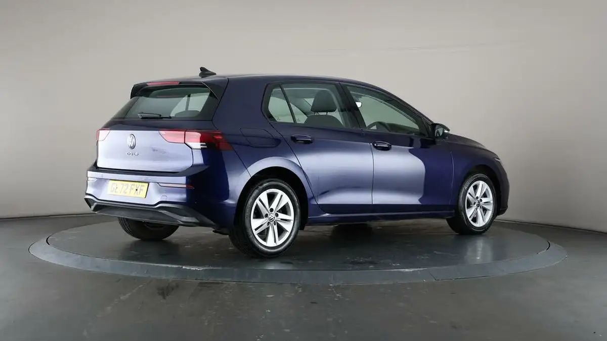 2022-volkswagen-golf-15-tsi-life-150ps-hatchback-big-7