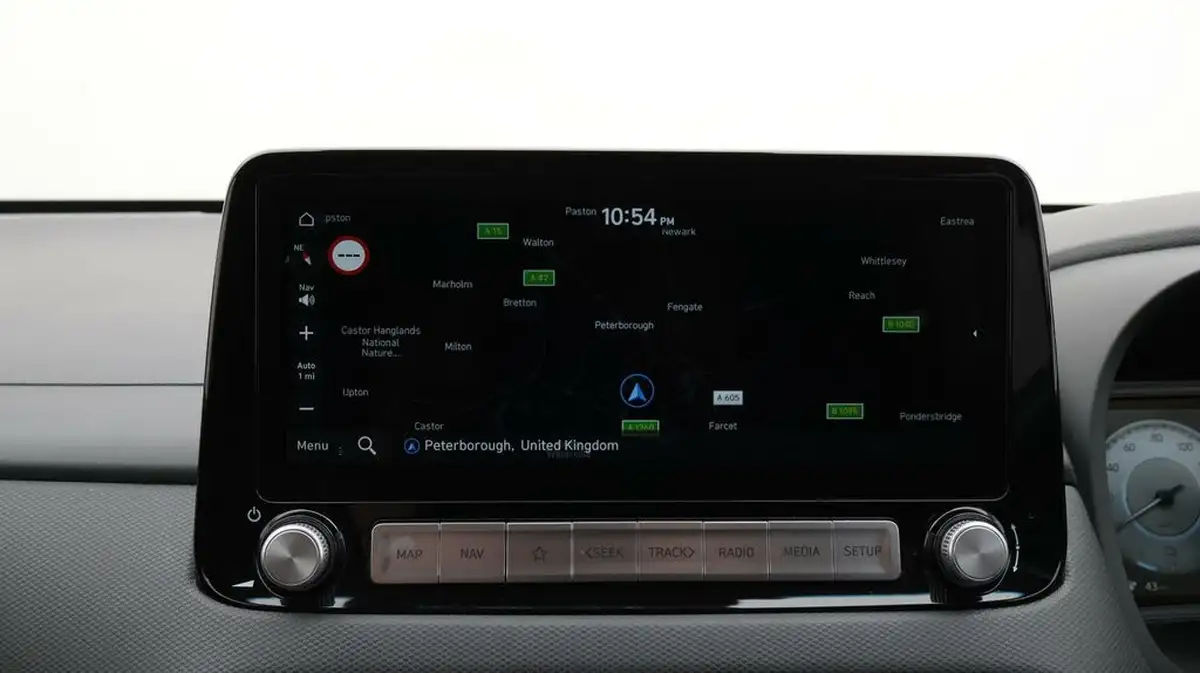 2022-hyundai-kona-e-premium-204ps-64kwh-7kw-obc-big-11